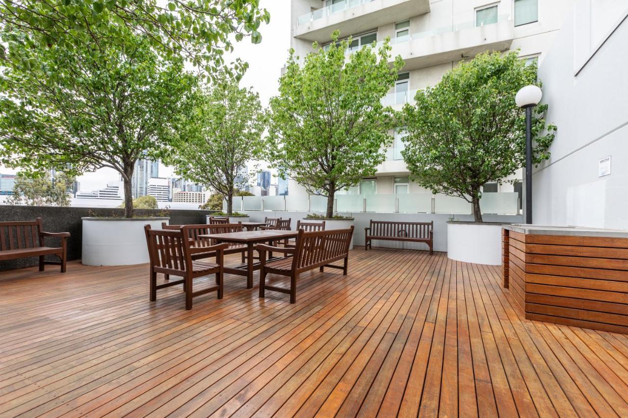 ☆Of Southbank☆Light Filled Apartment☆Huge Private Terrace With City Views☆Parking☆Pool☆Gym☆Wifi Melbourne Dış mekan fotoğraf