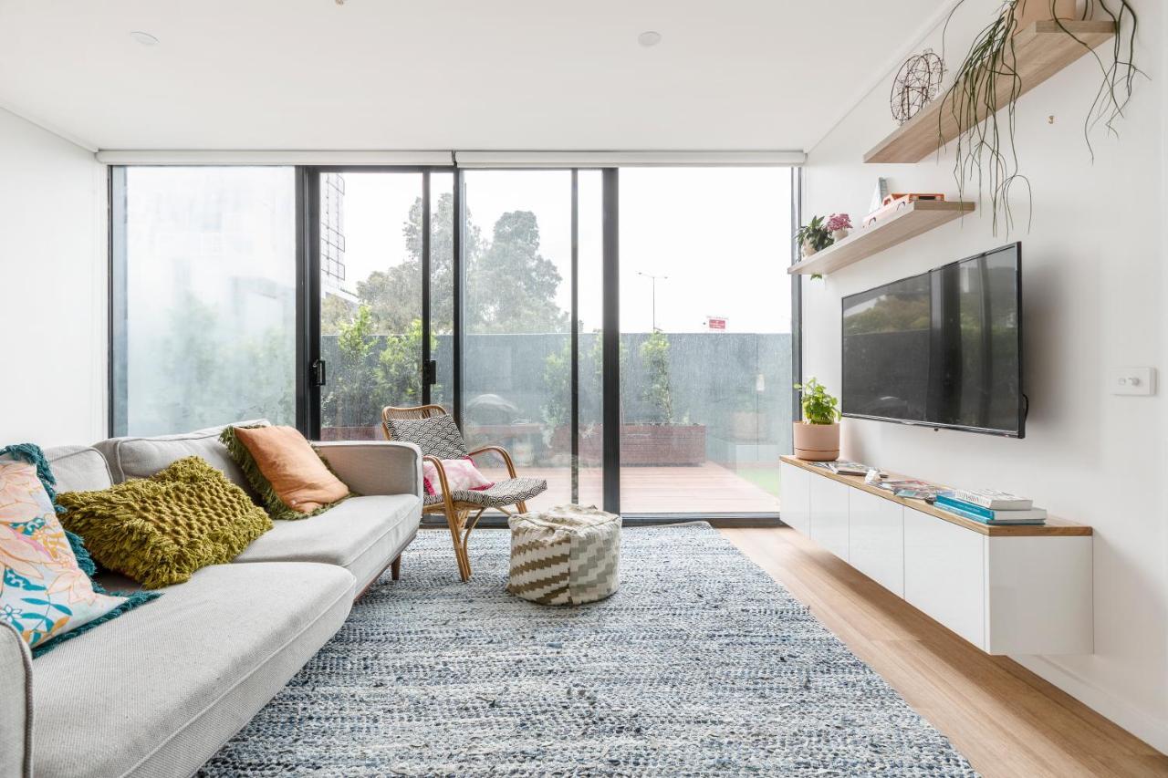 ☆Of Southbank☆Light Filled Apartment☆Huge Private Terrace With City Views☆Parking☆Pool☆Gym☆Wifi Melbourne Dış mekan fotoğraf